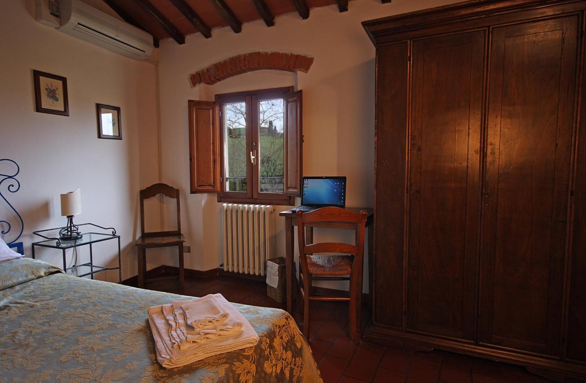 Tenuta Il Burchio Incisa in Val d'Arno Luaran gambar